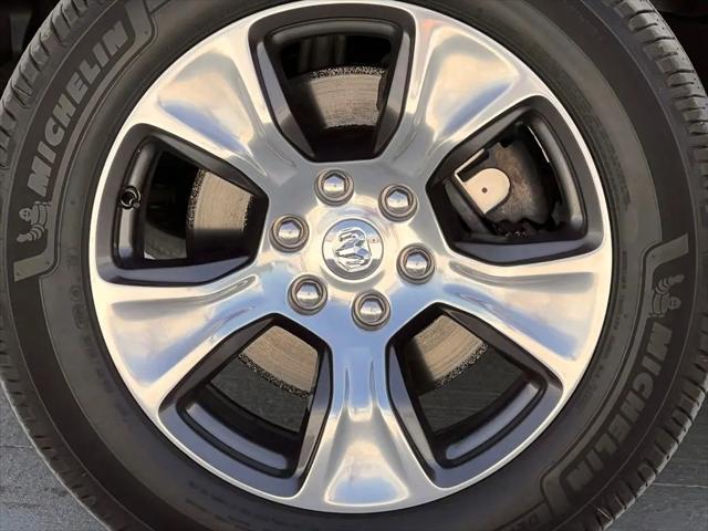 2019 Ram 1500 Laramie Crew Cab 4x4 5'7" Box