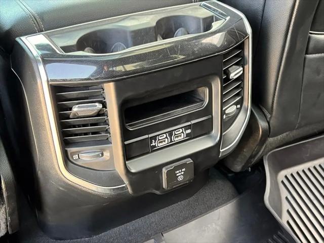 2019 Ram 1500 Laramie Crew Cab 4x4 5'7" Box