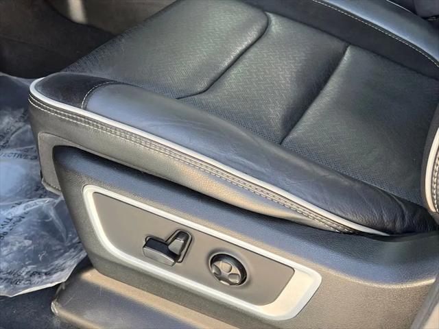 2019 Ram 1500 Laramie Crew Cab 4x4 5'7" Box