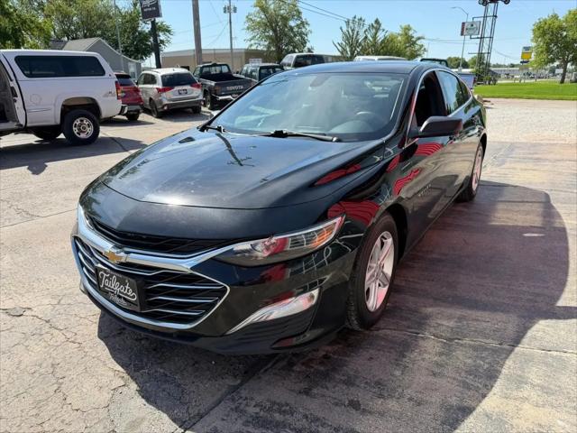2021 Chevrolet Malibu FWD 1FL