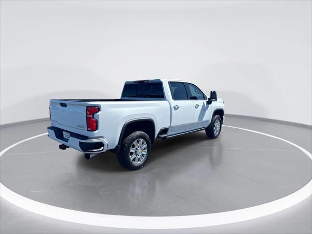 2026 Chevrolet Silverado 2500HD Crew Cab, Standard Bed, High Country, 4WD