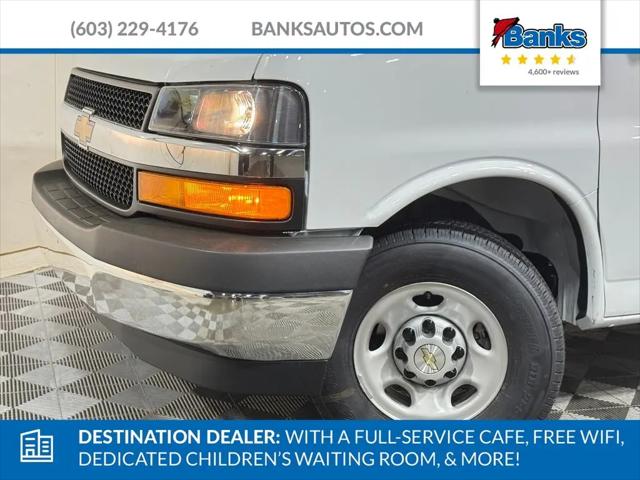 2026 Chevrolet Express Cargo Van 2500 Regular Wheelbase, WT, RWD