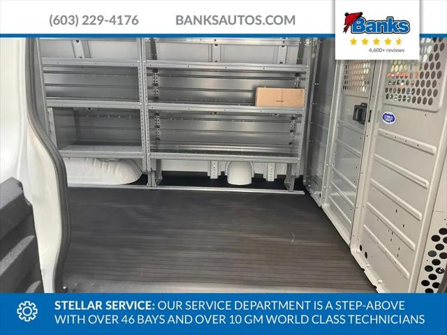 2026 Chevrolet Express Cargo Van 2500 Regular Wheelbase, WT, RWD
