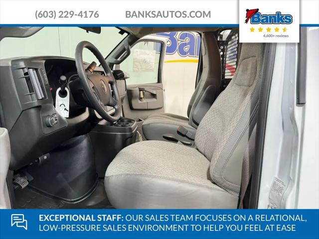2026 Chevrolet Express Cargo Van 2500 Regular Wheelbase, WT, RWD