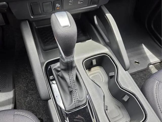 2026 Nissan Frontier Crew Cab Long Bed SV 4x2