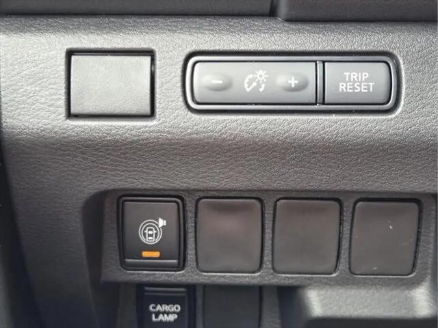 2026 Nissan Frontier Crew Cab Long Bed SV 4x2