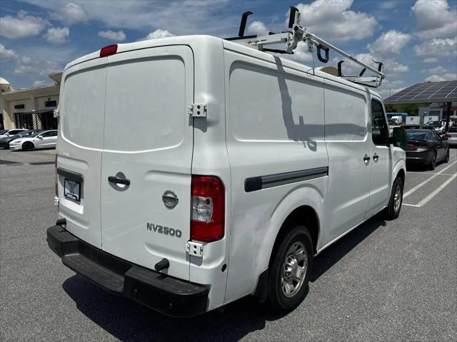 2017 Nissan 2500 SV V6