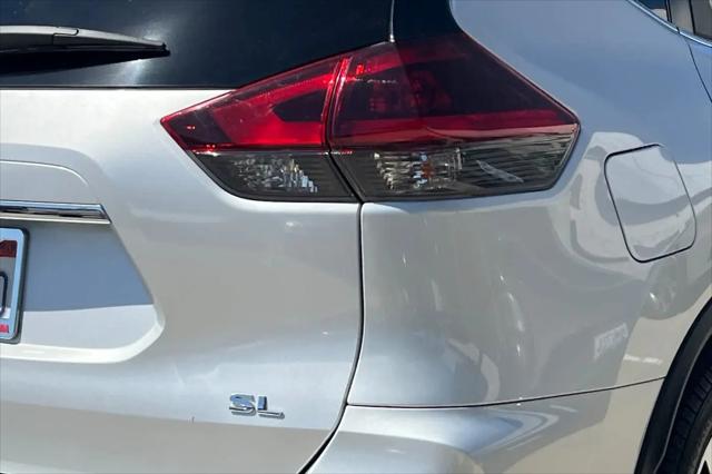 2020 Nissan Rogue SL FWD