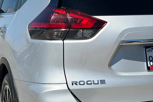 2020 Nissan Rogue SL FWD