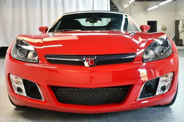 2007 Saturn Sky Red Line