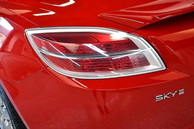 2007 Saturn Sky Red Line