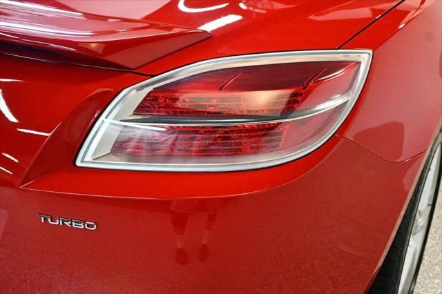 2007 Saturn Sky Red Line