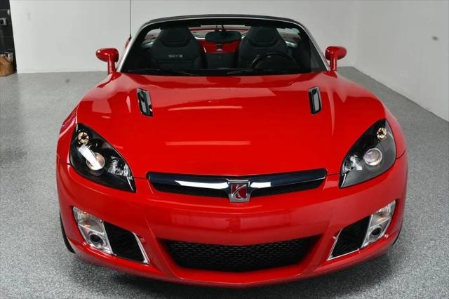 2007 Saturn Sky Red Line