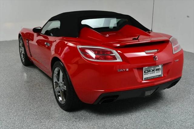2007 Saturn Sky Red Line