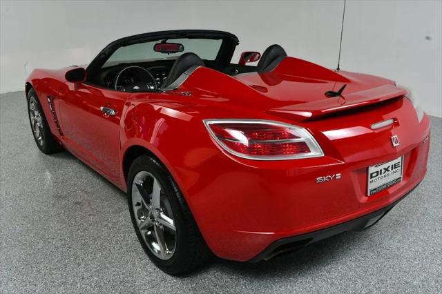 2007 Saturn Sky Red Line