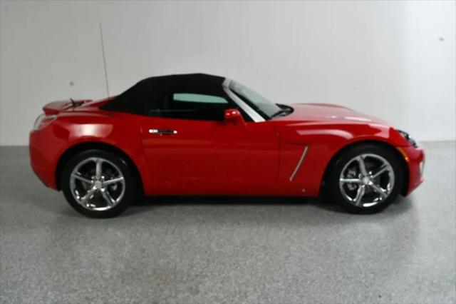 2007 Saturn Sky Red Line