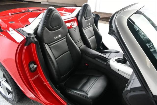 2007 Saturn Sky Red Line