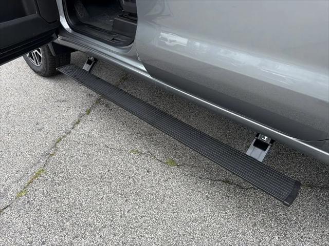 2026 GMC Sierra 1500 Crew Cab, Short Bed, AT4, 4WD