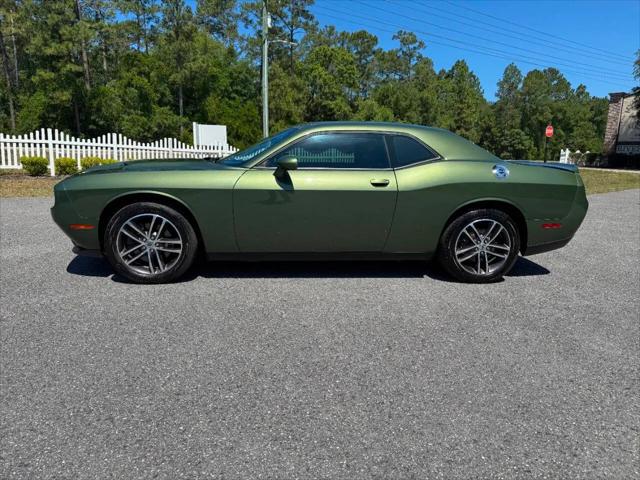 2019 Dodge Challenger SXT AWD