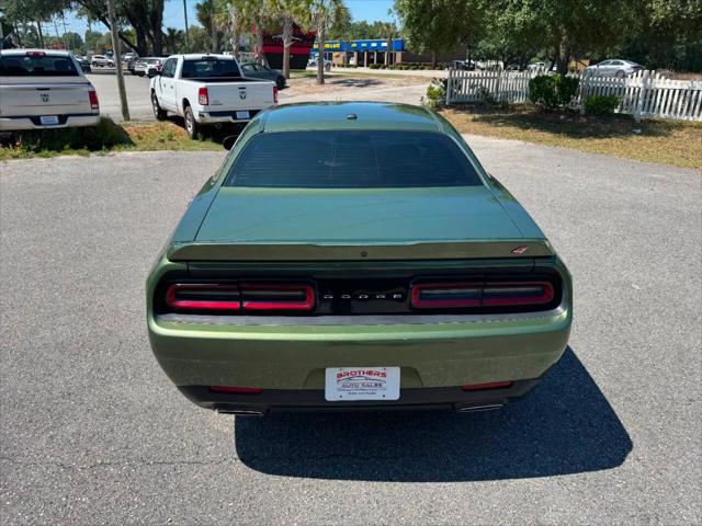 2019 Dodge Challenger SXT AWD