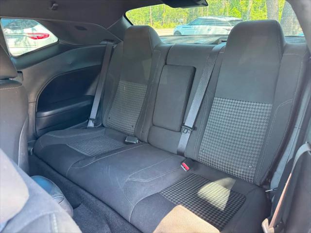 2019 Dodge Challenger SXT AWD