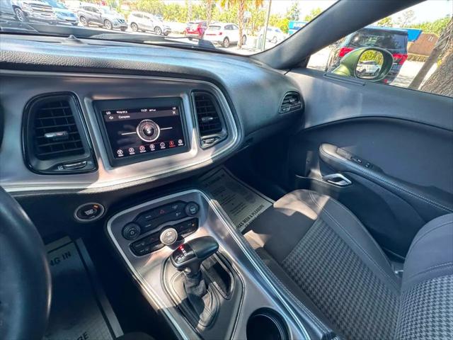 2019 Dodge Challenger SXT AWD