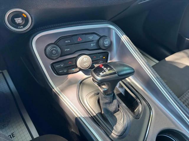 2019 Dodge Challenger SXT AWD