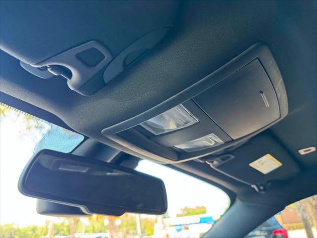 2019 Dodge Challenger SXT AWD
