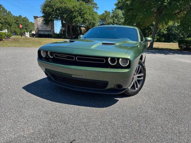 2019 Dodge Challenger SXT AWD