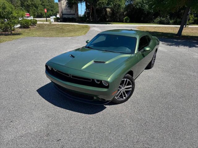 2019 Dodge Challenger SXT AWD