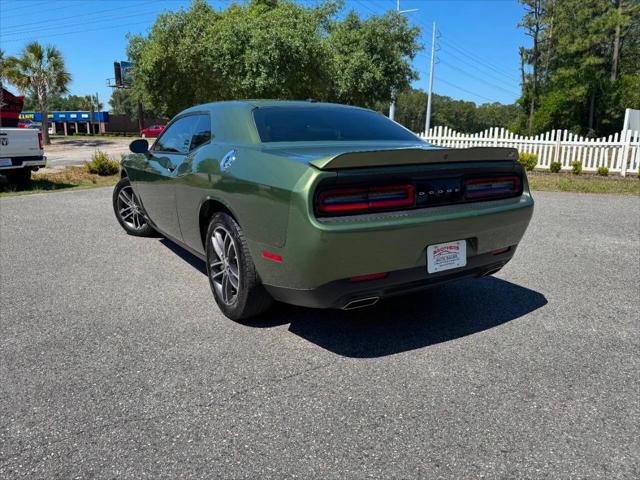 2019 Dodge Challenger SXT AWD
