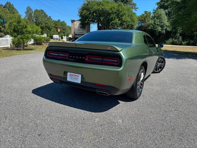 2019 Dodge Challenger SXT AWD