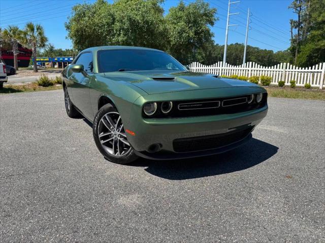 2019 Dodge Challenger SXT AWD
