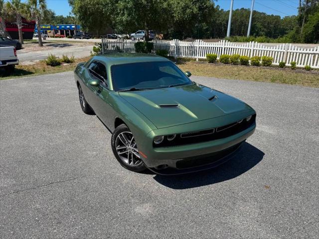 2019 Dodge Challenger SXT AWD