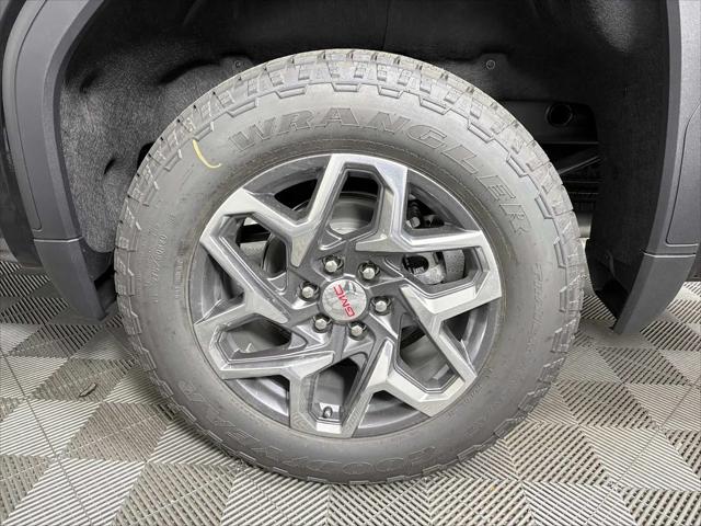 2026 GMC Sierra 1500 Crew Cab, Short Bed, SLT, 4WD