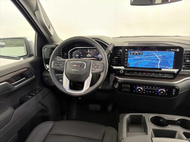 2026 GMC Sierra 1500 Crew Cab, Short Bed, SLT, 4WD