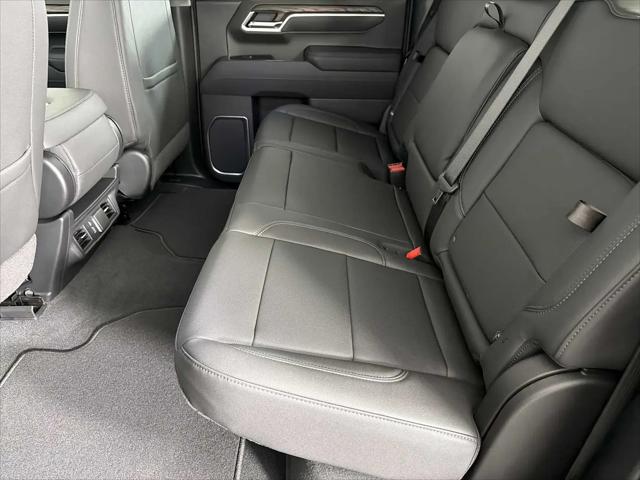 2026 GMC Sierra 1500 Crew Cab, Short Bed, SLT, 4WD
