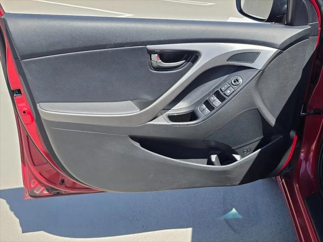 2012 Hyundai Elantra Limited (Ulsan Plant)