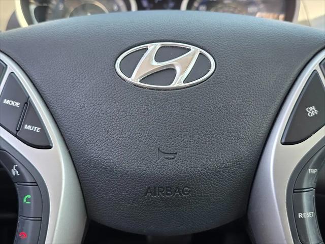 2012 Hyundai Elantra Limited (Ulsan Plant)