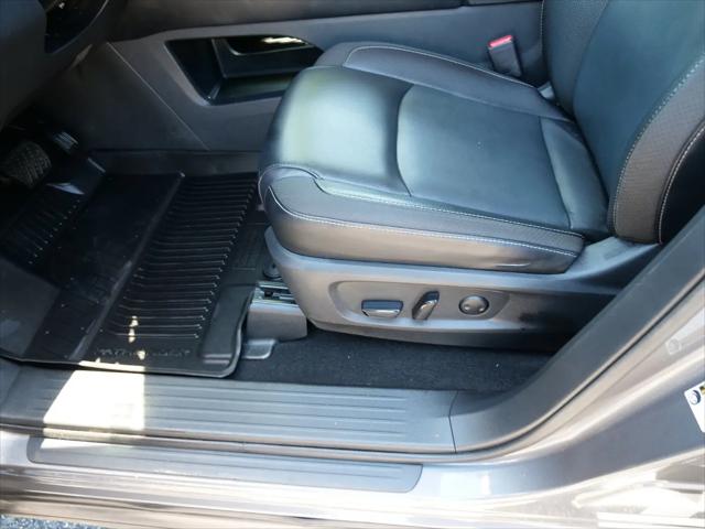 2023 Nissan Pathfinder SL 4WD