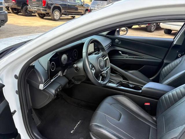 2022 Hyundai Elantra Hybrid Limited