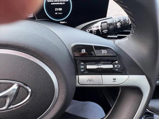 2022 Hyundai Elantra Hybrid Limited
