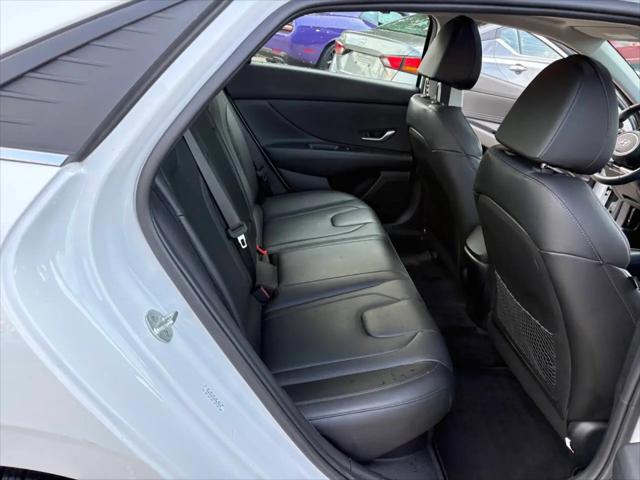 2022 Hyundai Elantra Hybrid Limited
