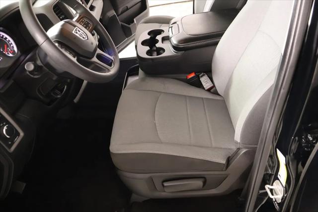 2024 Ram 1500 Classic Tradesman Crew Cab 4x4 5'7" Box