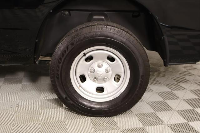 2024 Ram 1500 Classic Tradesman Crew Cab 4x4 5'7" Box