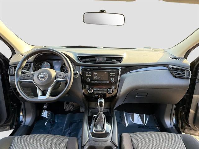 2018 Nissan Rogue Sport SV