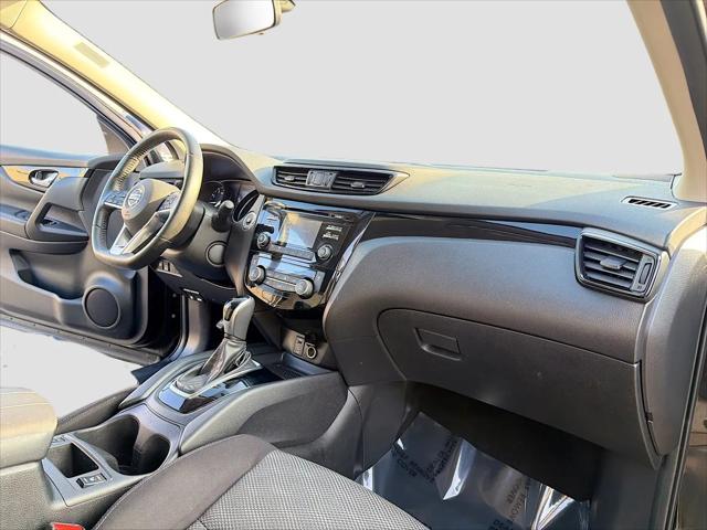 2018 Nissan Rogue Sport SV
