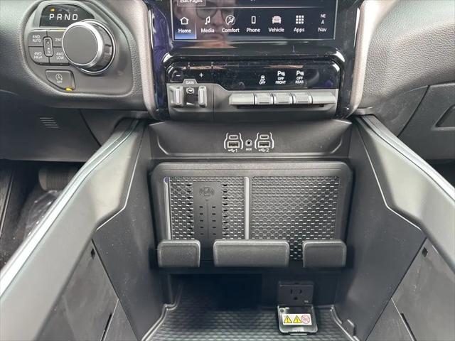 2026 Ram 1500 Big Horn Crew Cab 4x4 5'7" Box
