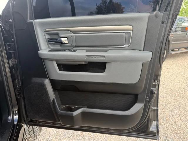 2018 Ram 1500 Big Horn Crew Cab 4x4 6'4" Box
