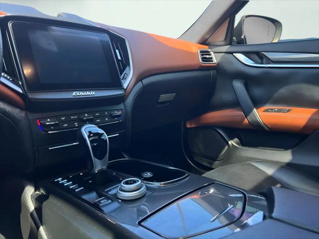 2018 Maserati Ghibli Standard